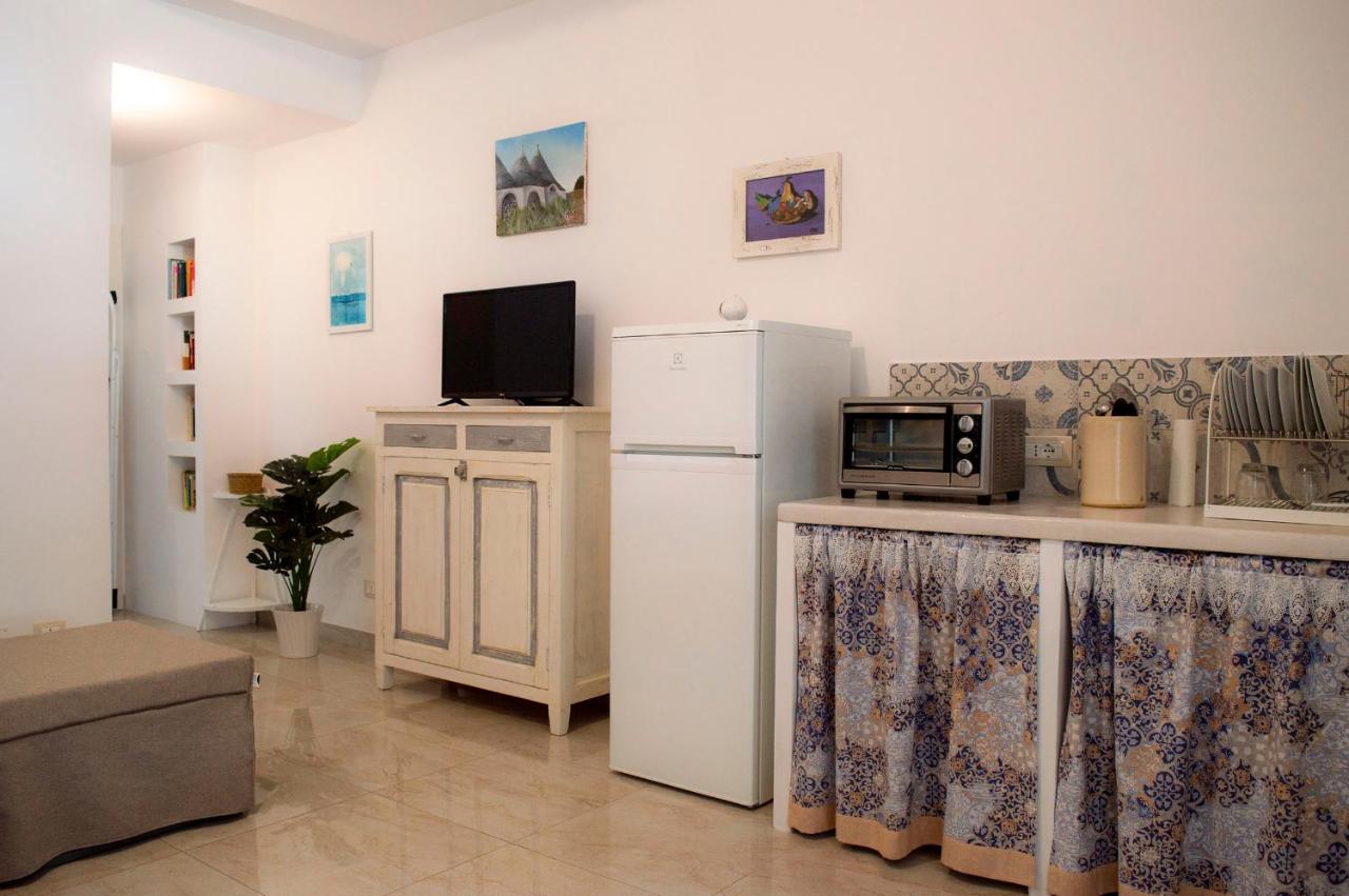 Casa Vacanze L'Essenziale Мартіна-Франка Екстер'єр фото